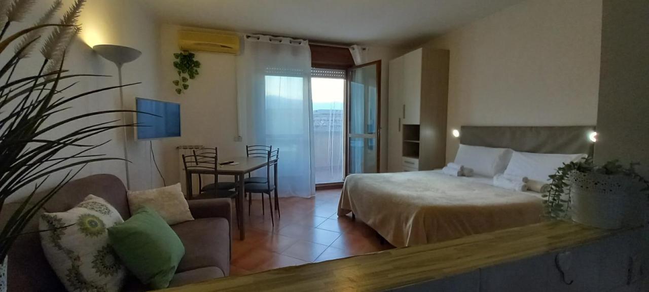 Alloggio Turistico A Via Modugno Vitinia Εξωτερικό φωτογραφία
