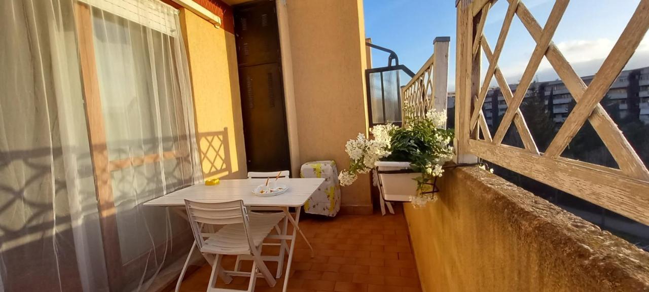 Alloggio Turistico A Via Modugno Vitinia Εξωτερικό φωτογραφία
